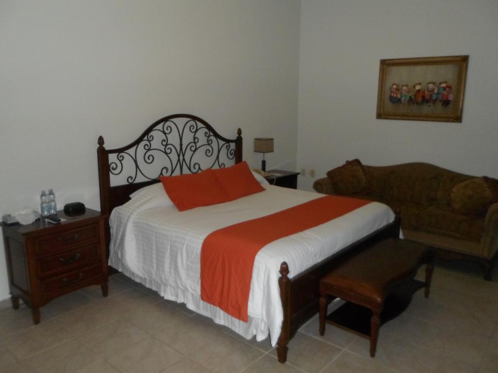 Hotel Poza Rica Inn מראה חיצוני תמונה