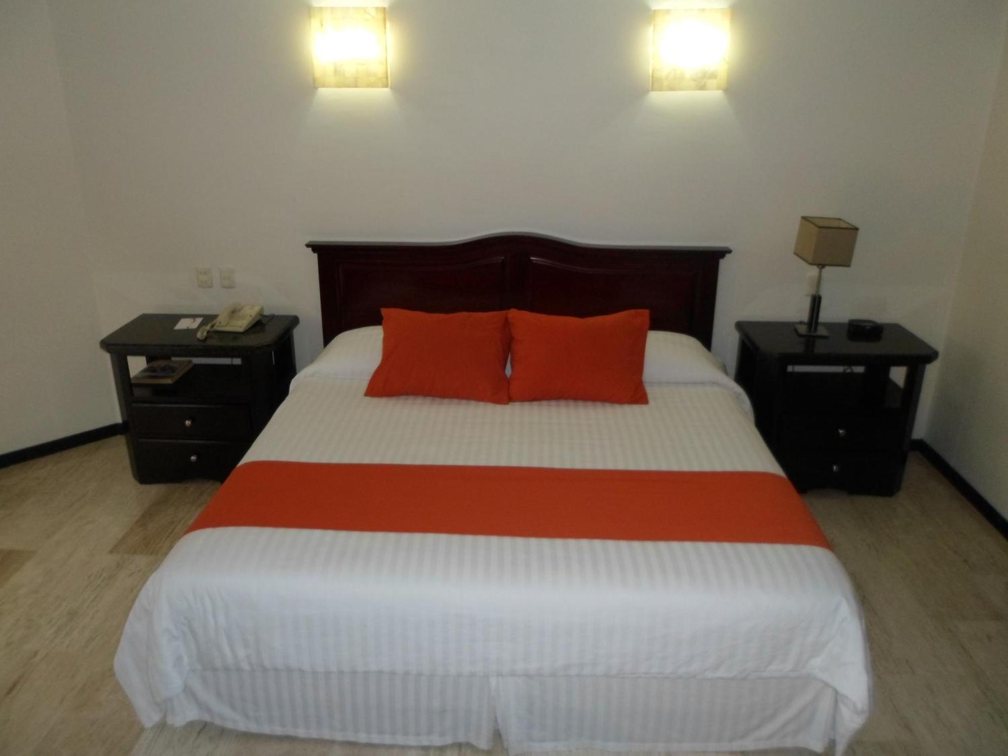 Hotel Poza Rica Inn מראה חיצוני תמונה